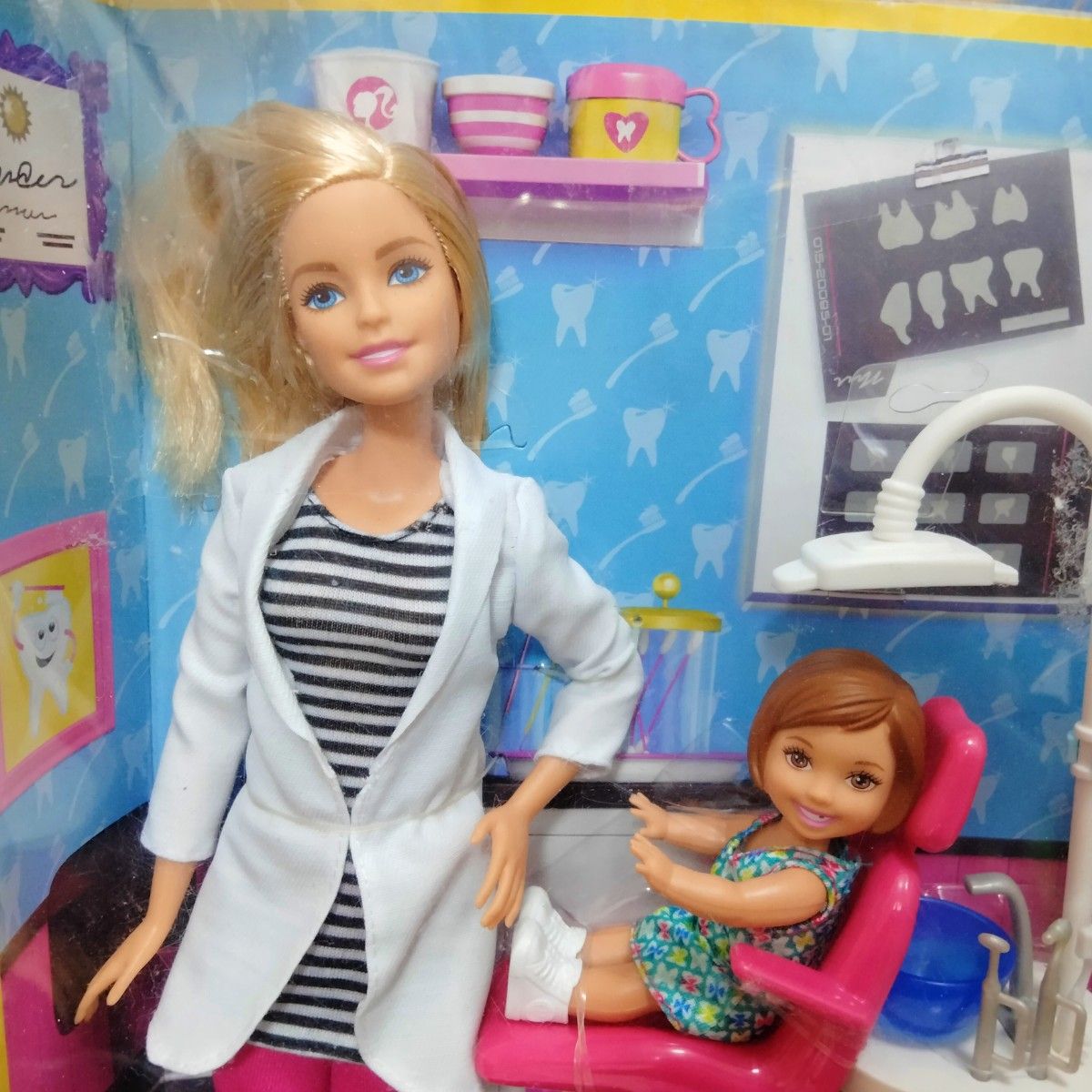 新品】ケリーちゃん バービー人形 歯医者 クリニック デンタル 新品】ケリーちゃん バービー人形 歯医者 クリニック デンタル