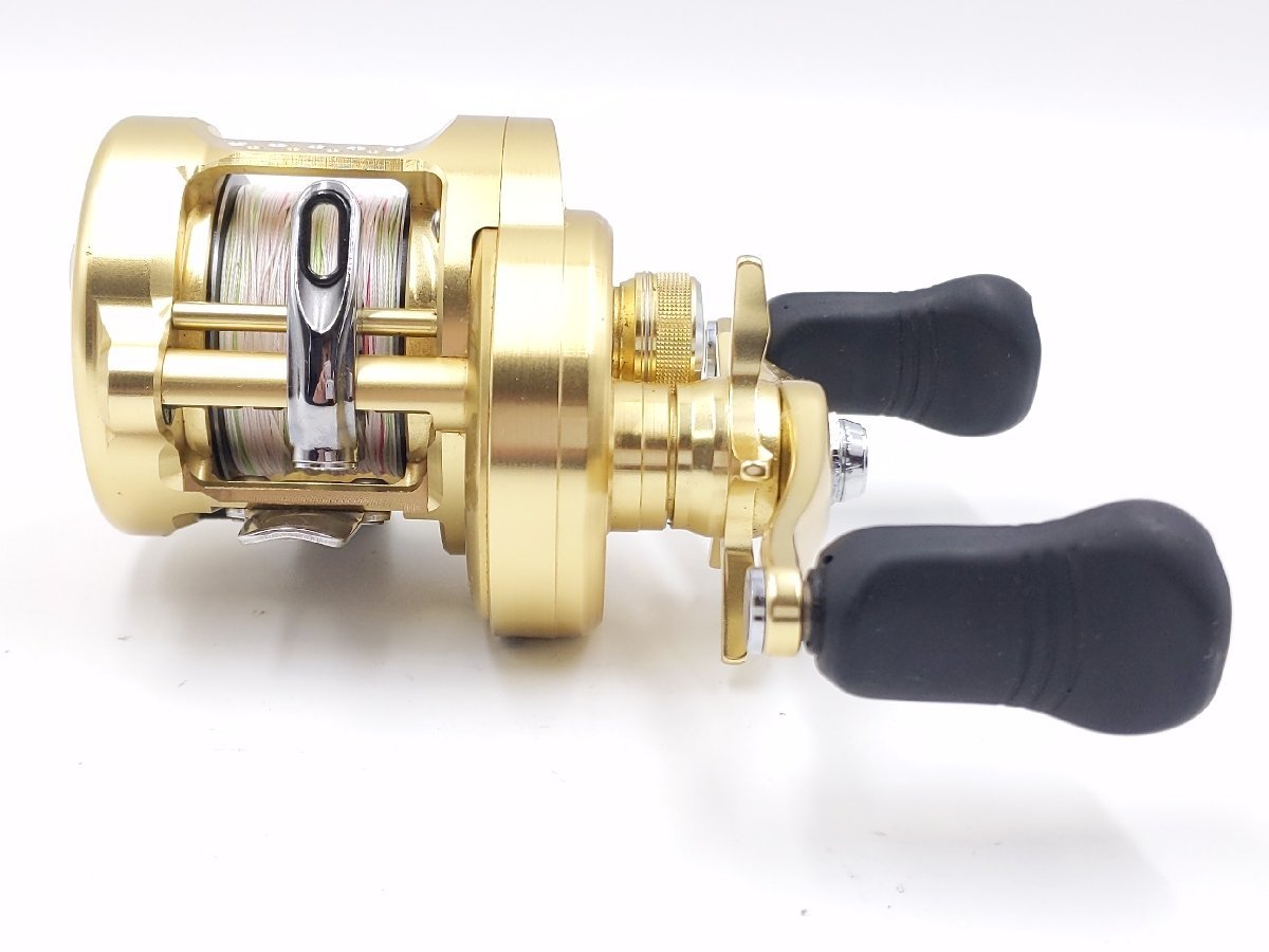 (管80568) 良品 Shimano シマノ 15 カルカッタコンクエスト 301 左ハンドル ベイトリール シーバス バスの画像3