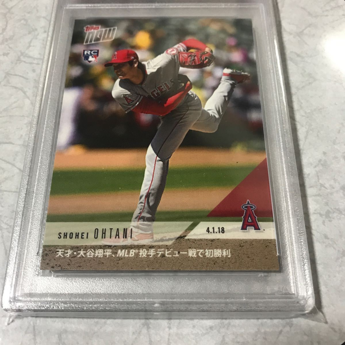 [PSA 10 GEM MT 鑑定済] 大谷翔平 MLB ルーキーカード RC 2018 topps now #23J 天才・大谷翔平、MLB投手デビュー戦で初勝利 SHOHEI OHTANI _画像2