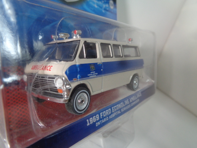 グリーンライト　★　1969 FORD ECONOLINE AMBULANCE　★　フォード　エコノライン_画像3