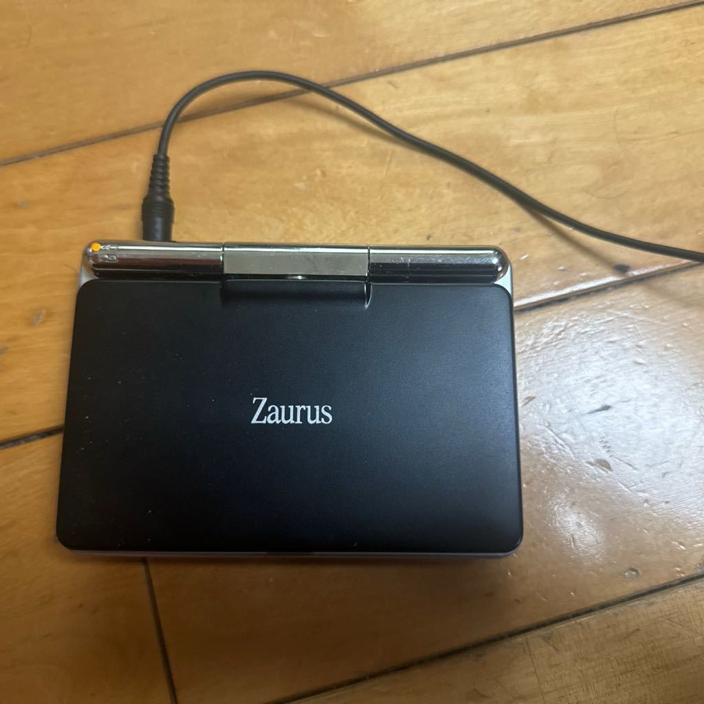 ZAURUS SL-C1000 PDA シャープ ザウルス 純正 ACアダプター 付き 動作確認済みの画像1