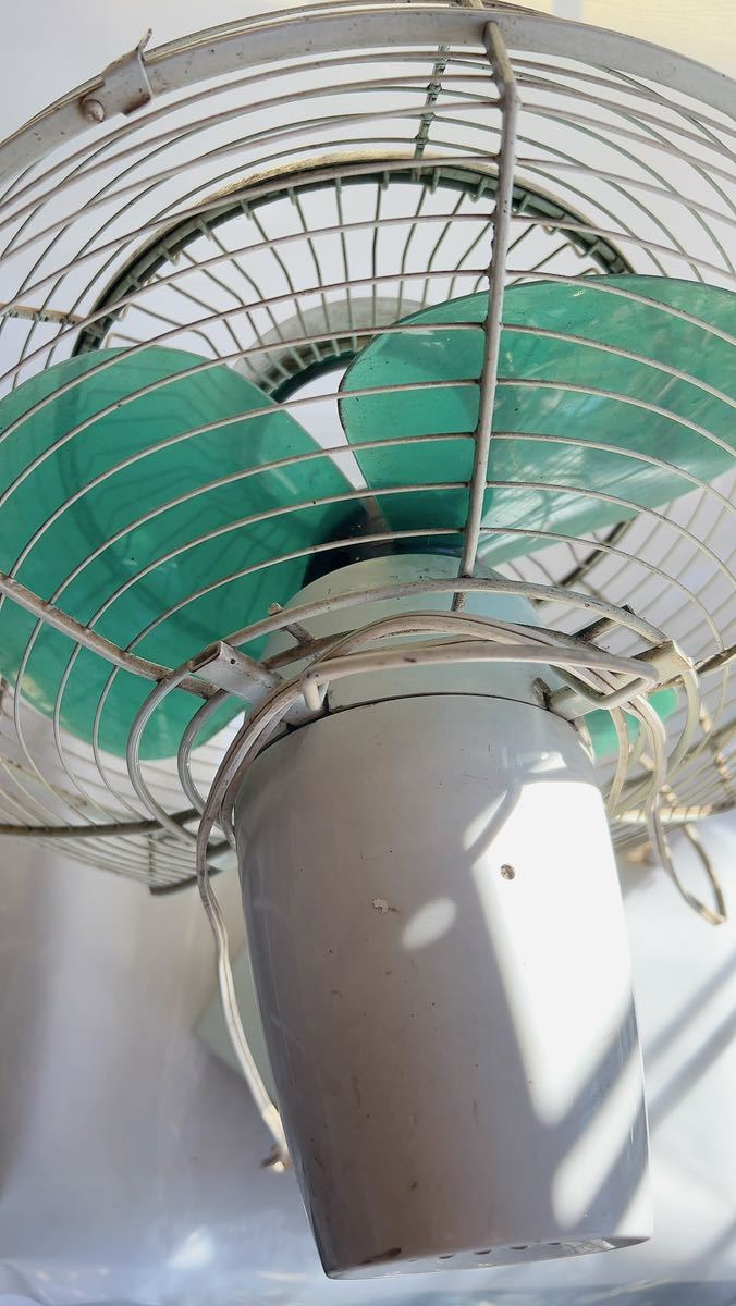 ★NATIONAL ナショナル★ELECTRIC FAN F-30FE 扇風機 当時物 中古/現状品　動作未確認　ジャンク組み換え 部品取り等に A1014_画像4