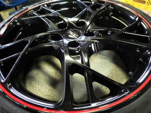 ★メガーヌ ルノー スポール レッドブル レーシング RB7 DZF4R★19インチ 1本 235/35R19 純正 114.3 5H 19 8.25J +65 中古 ジャンク_画像6