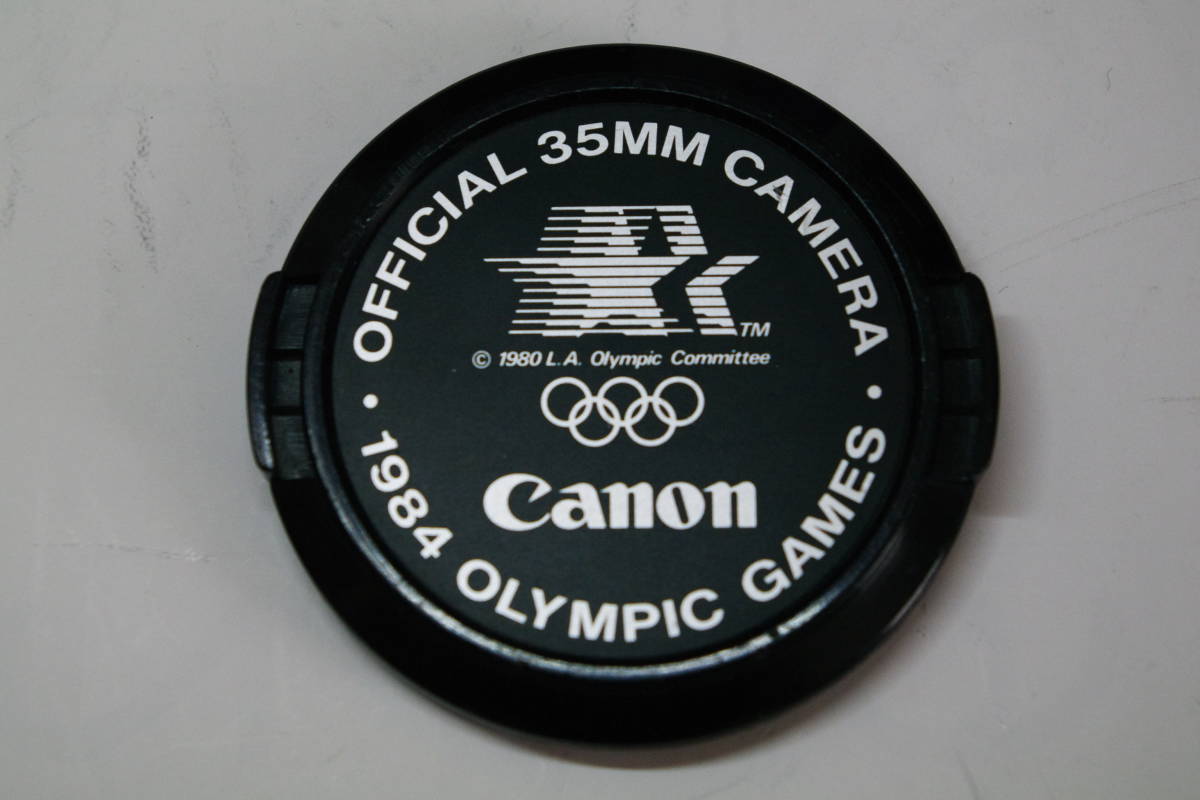 キヤノン CANON 1984 ロサンゼルス オリンピック レンズキャップ C-52mm OFFICIAL 35MM CAMERA 1984 OLYMPIC GAMES ■T7_画像1