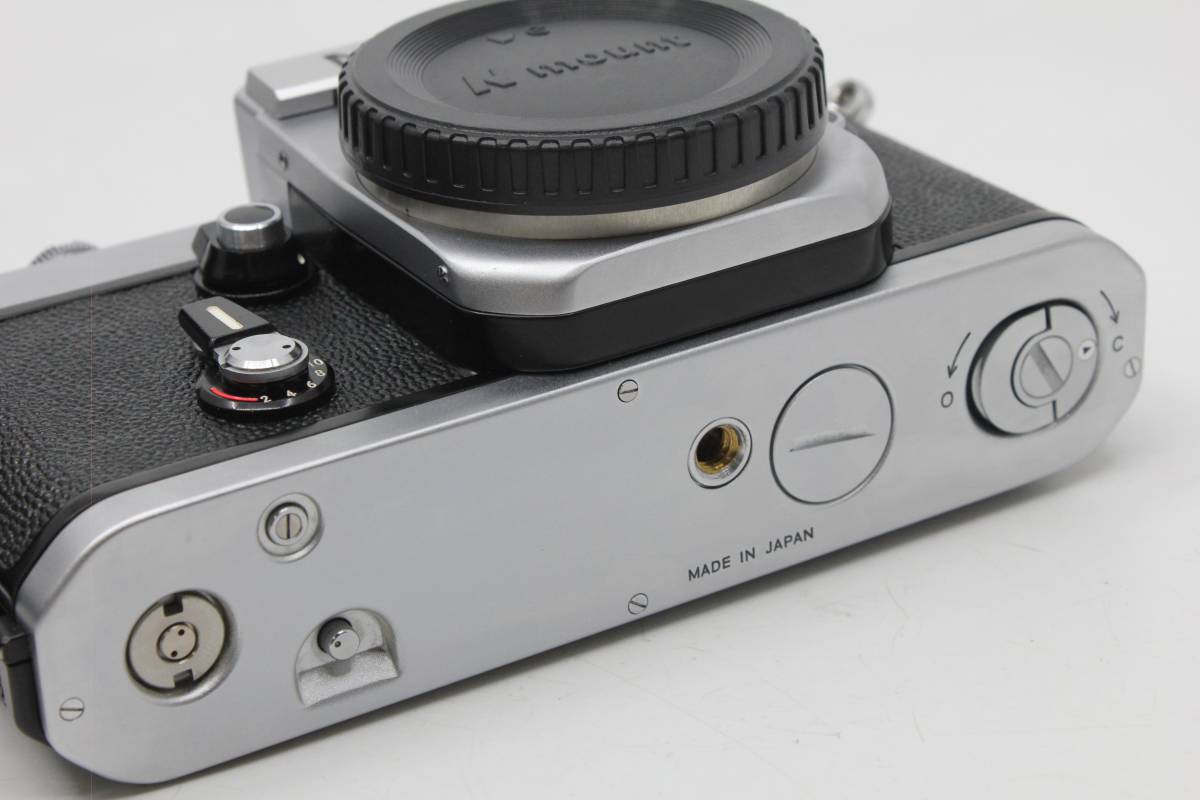 【送料無料１円／希少／超美品】 ニコン Nikon 最初期 F2 アイレベル ボディ シルバー 720万番 ケース CF-1 MT4139_画像5