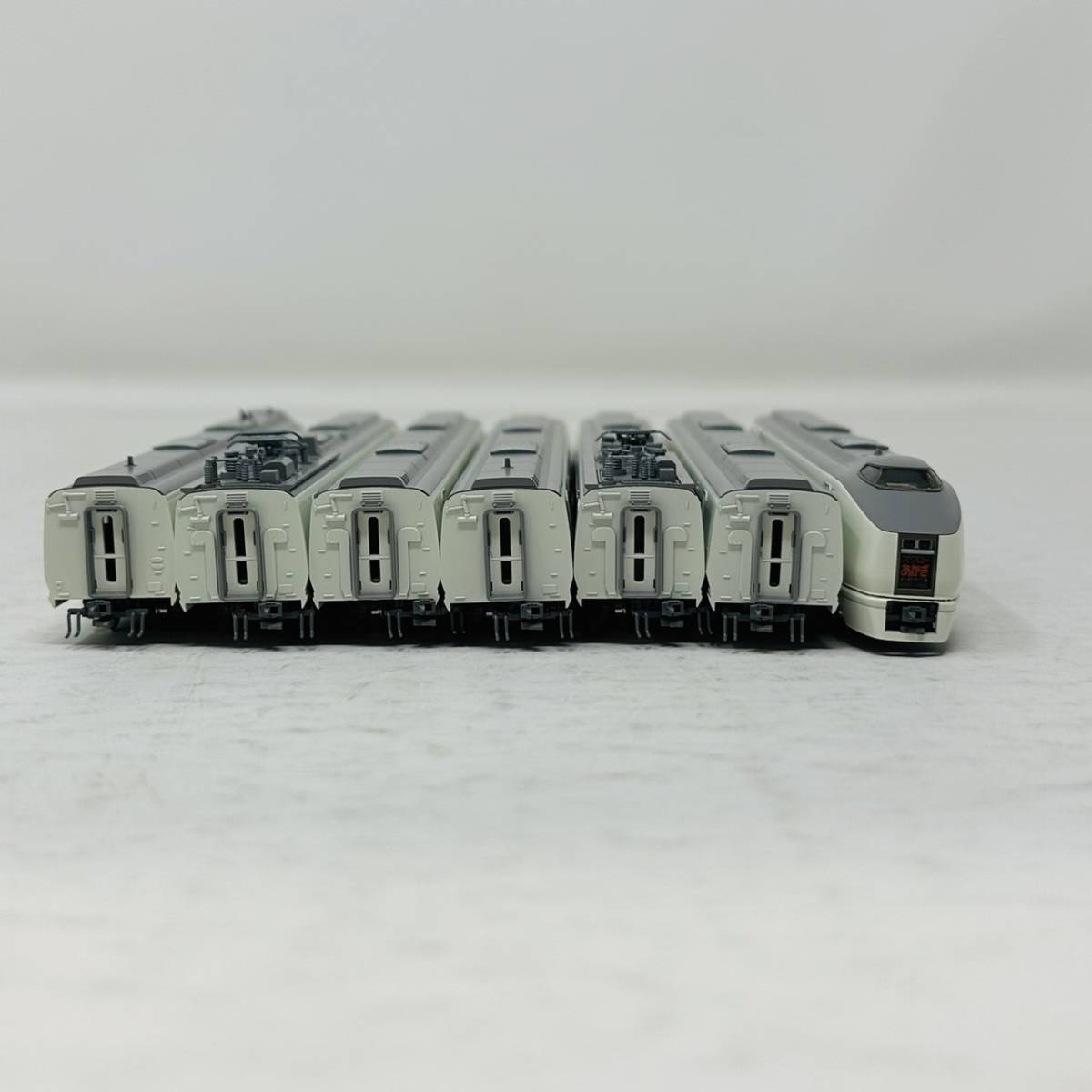 【完品】KATO ROUNDHOUSE 10-935 651系 1000番台タイプ スワローあかぎ 7両セット Nゲージ 鉄道模型 / N-GAUGE カトー ラウンドハウス_画像9