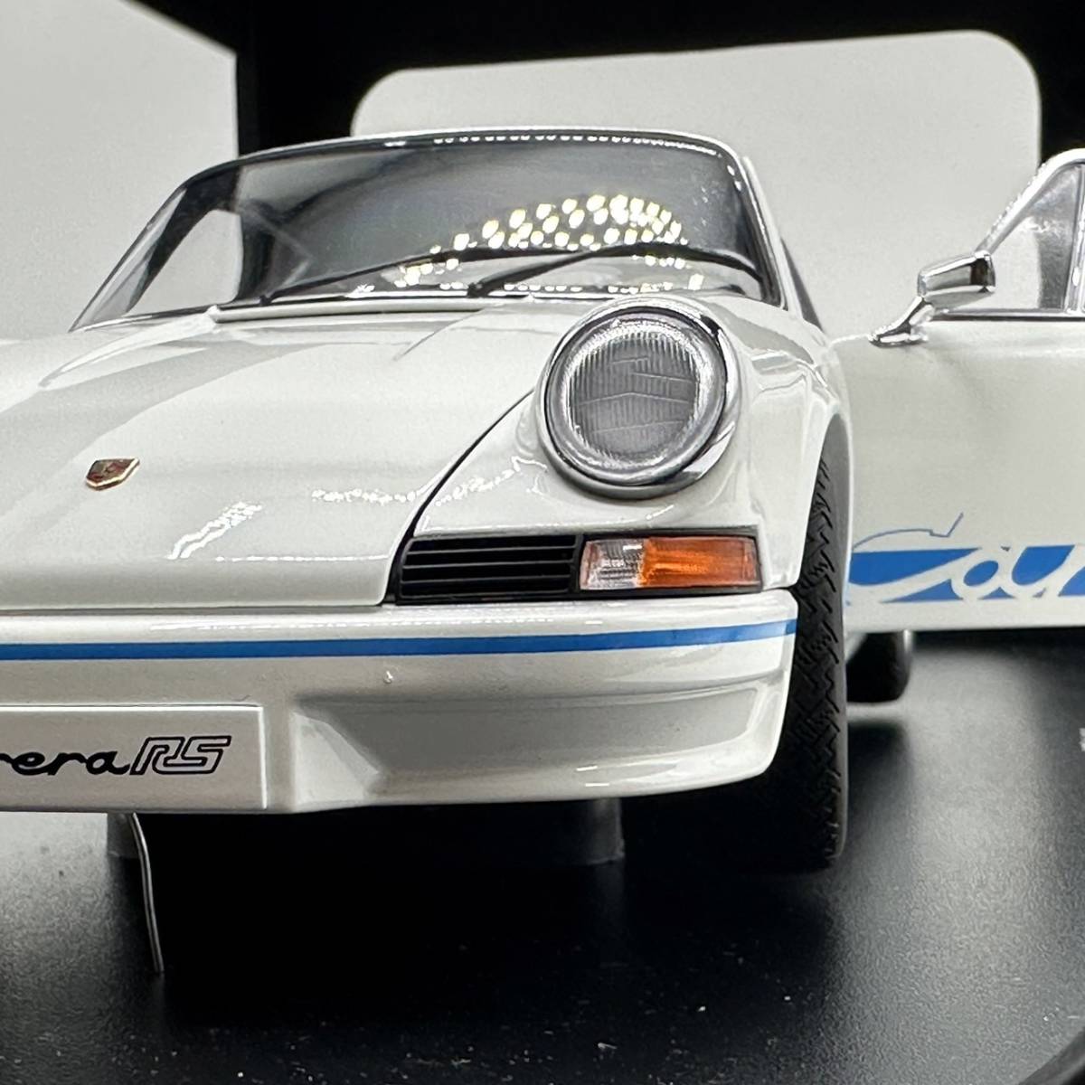 【希少】オートアート 1/18 ポルシェ 911 カレラ RS 2.7 ホワイト 白 ミニカー / AUTOart Porsche 911 Carrera 2.7 White_画像10