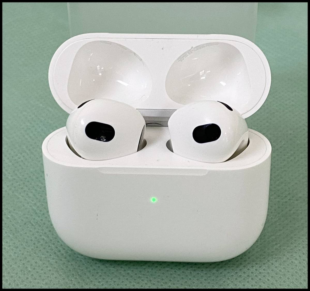 片耳ノイズあり Apple AirPods 第3世代 エアーポッズ A2564 A2565 A2566 MME73J/A ワイヤレスイヤホン エアポッズ_画像1