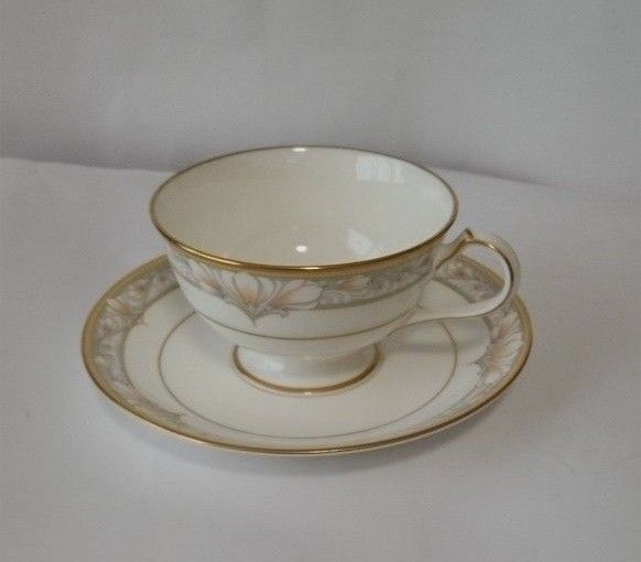 廃盤品 昭和レトロ ノリタケ シャーロット 薔薇 金彩 ランプ印 廃盤品 昭和レトロ ノリタケ シャーロット 薔薇 金彩 ランプ印