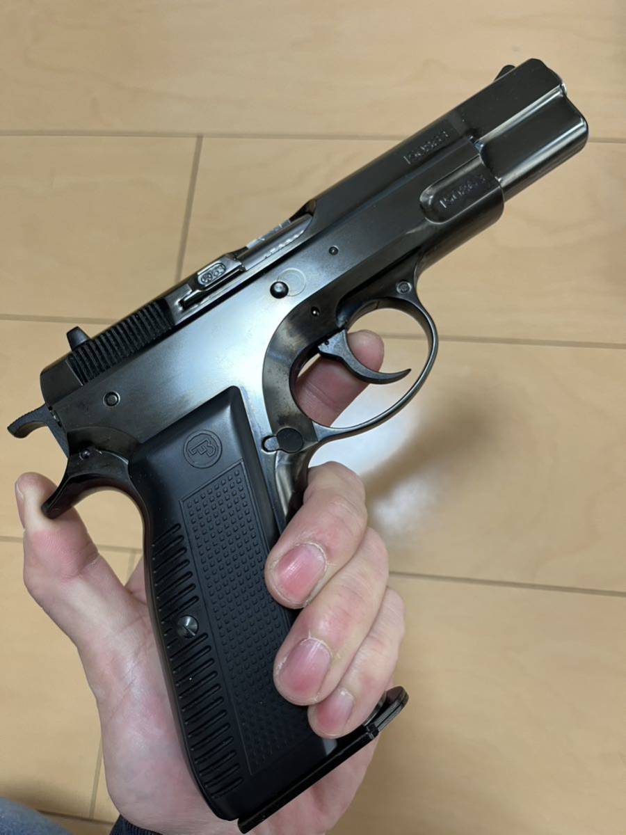 マルシン工業　カートリッジ排莢タイプ　ガスブローバックガン　Cz75 WディープブラックABS_画像6