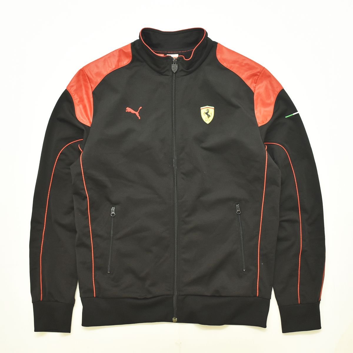 ★コラボ！ プーマ x フェラーリ PUMA FERRARI トラックジャケット L ブラック x レッド スポーツ ジャージ ロゴ 裏起毛 メンズ 古着★_画像1