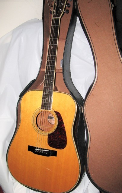 モーリス Morris MD-525S アコースティック ギター 縦ロゴ ハードケース付 美品 低弦高