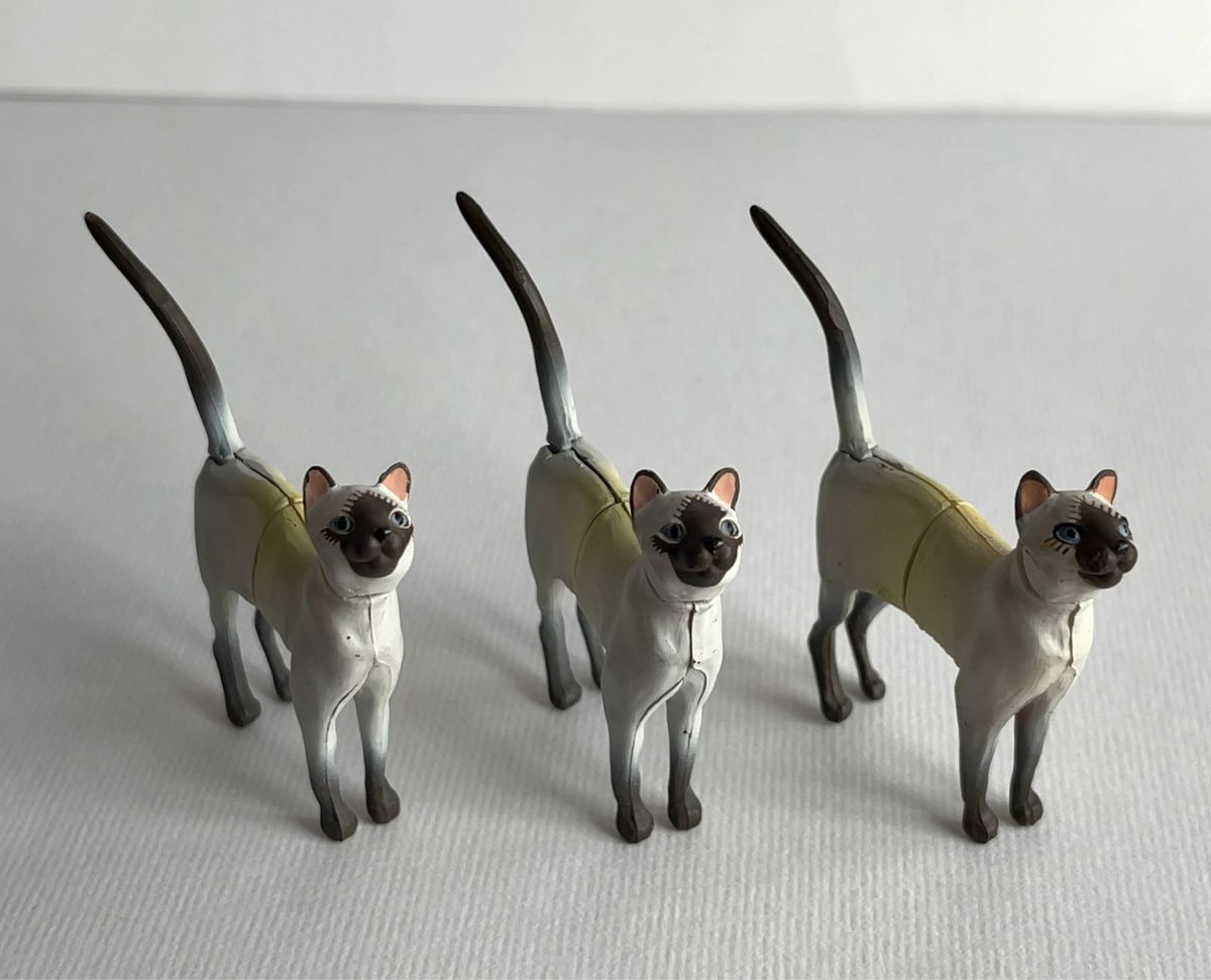 フルタ チョコエッグ　ペット動物コレクション　シャム猫3体セット