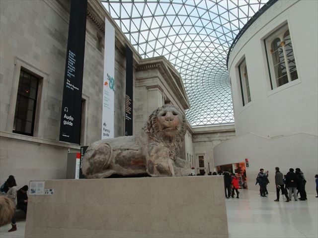 ★新品未使用★大英博物館（British Museum）ロンドンアイコン（イラスト）トートバッグ（両面同一柄）（ロンドン）LO39_大英博物館店内（British Museum）（参考）
