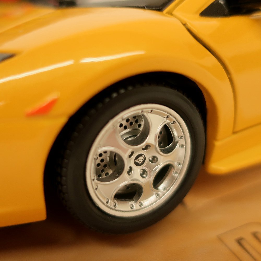 ランボルギーニ ムルシエラゴ イエロー Lamborghini Murcielago 1/18 ゴールドコレクション Bburago ブラーゴ_画像3