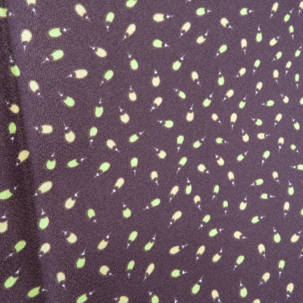 小紋 茄子文様 洗える着物 ポリエステル 紫色 袷 広衿 仕立て上がり Mサイズ 身丈160cm 美品_画像4