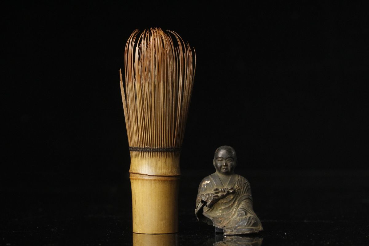 【LIG】時代仏教美術 銅製 弘法大師像 5㎝ 懐中仏 豆仏 旧家収蔵品 [.R]23.12_画像2