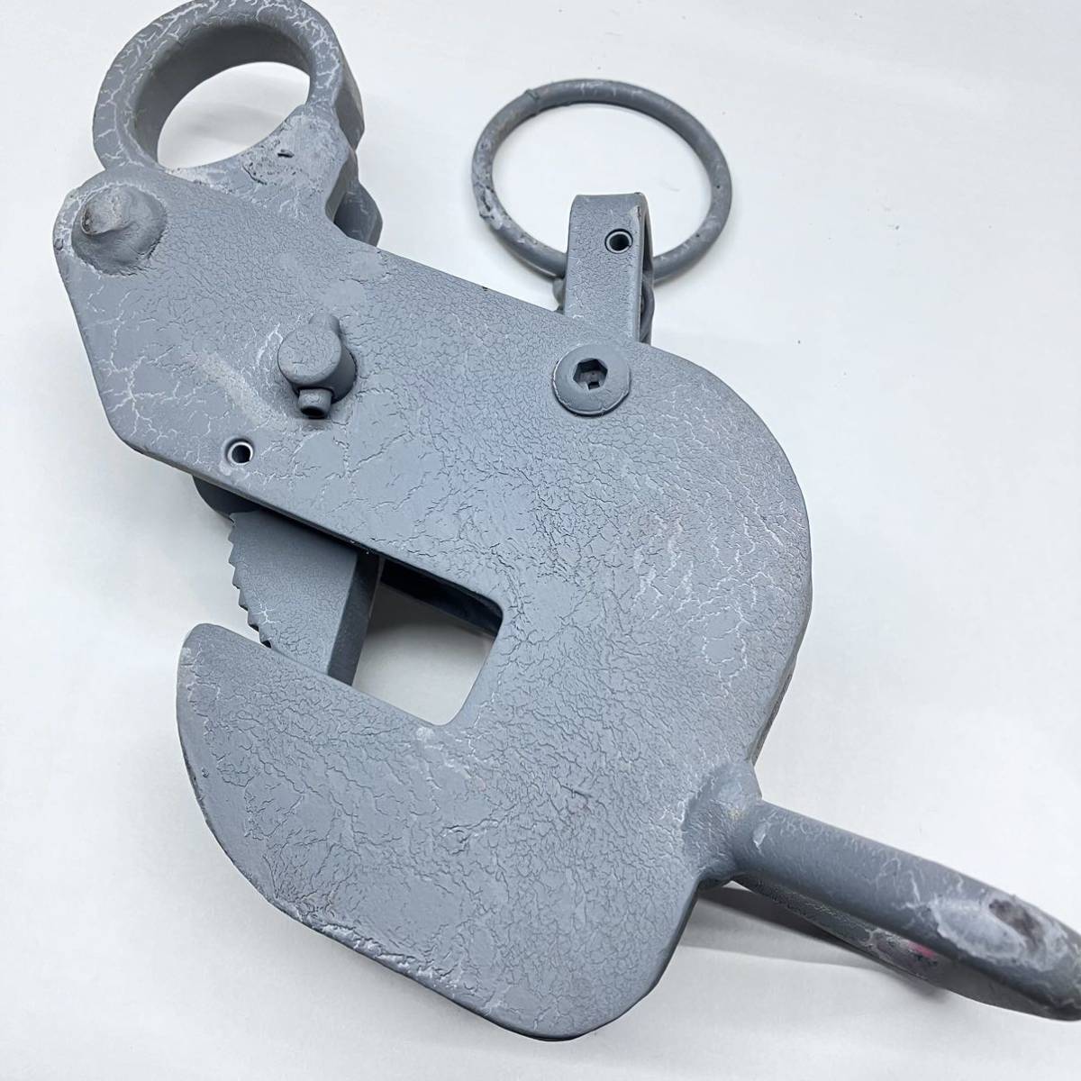 中古品 象印 横吊りクランプ ELEPHANT 多分 0 5トンだと思います 中古品 象印 横吊りクランプ ELEPHANT 多分 0 5トンだと思います