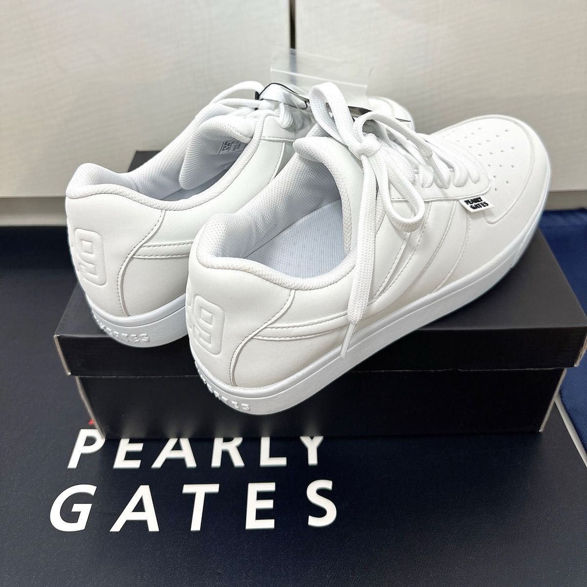 【 新品 ローカット PEARLY GATES 】 パーリーゲイツ 27.0cm シューズ ホワイト スパイク 正規品 スニーカー