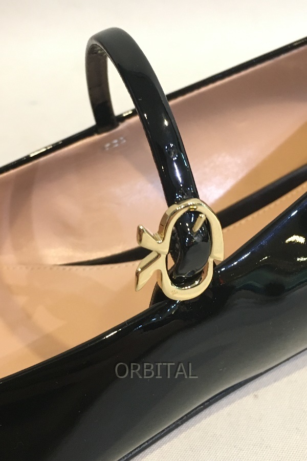 二子玉) Gianvito Rossi ジャンヴィトロッシ 未使用 RIBBON JANE エナメル ストラップ パンプス 39 定価￥135,300-_画像9