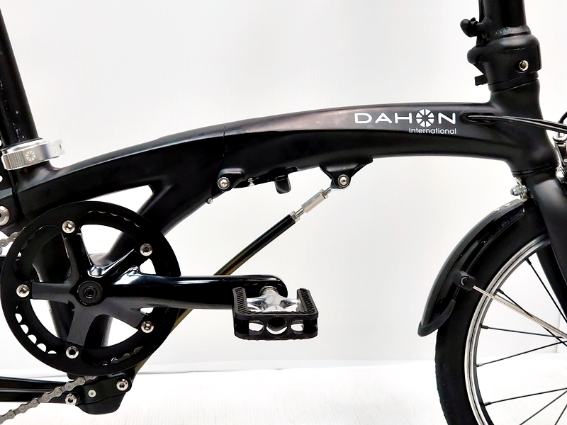 ▼▼ダホン DAHON EEZZ D3 2019年モデル アルミ 折りたたみ自転車 フォールディングバイク 16インチ 3速 マットブラック_画像5