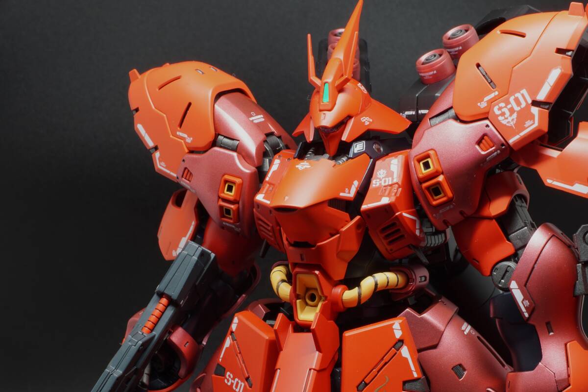 RG サザビー　塗装済み完成品　ガンプラ　_画像7