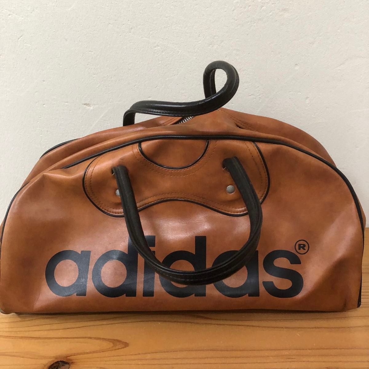 adidas ビンテージ スポーツバッグ ボストンバッグ ヴィンテージ adidas ビンテージ スポーツバッグ ボストンバッグ ヴィンテージ