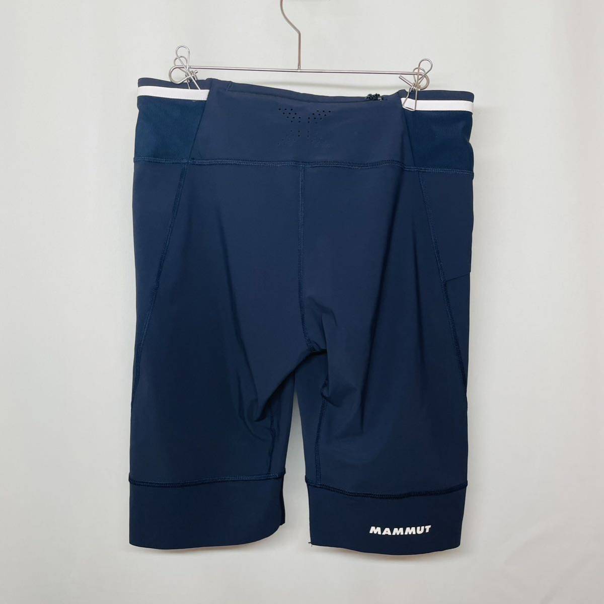 未使用タグ付】[Mammut] アジアサイズL 登山ハーフパンツ Eiger Speed 