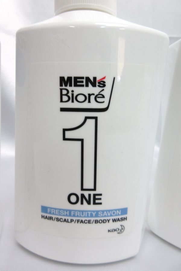 新生活応援 おまけ付★MEN'S Biore★未開封 自宅保管品 メンズビオレ ONE 3本セット オールインワン全身洗浄料 フルーティーサボンの香り_画像2