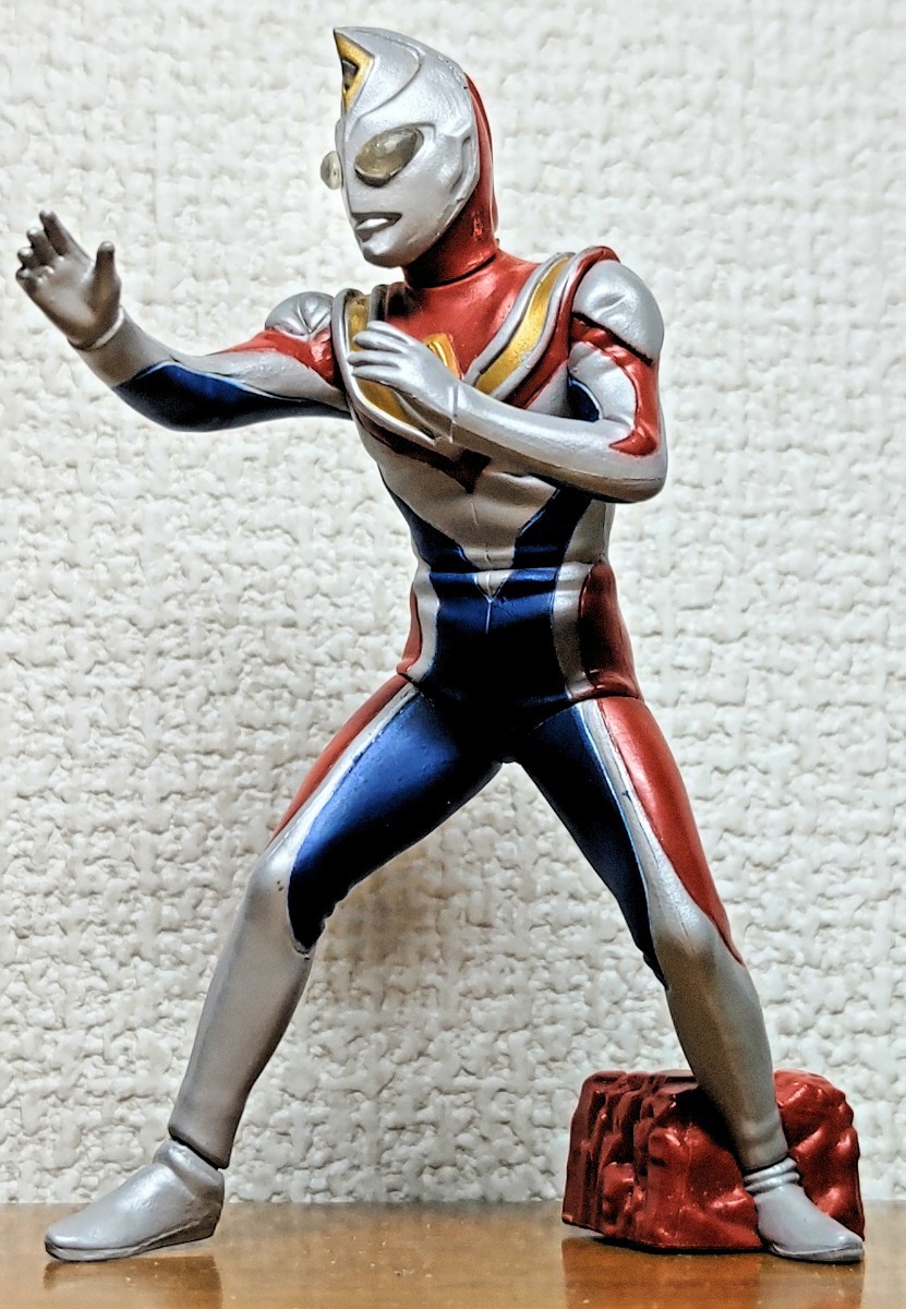 BANDAI Ultimate ruminas Ultraman 02 Ultraman Dyna б/у товар *ruminas unit не прилагается 