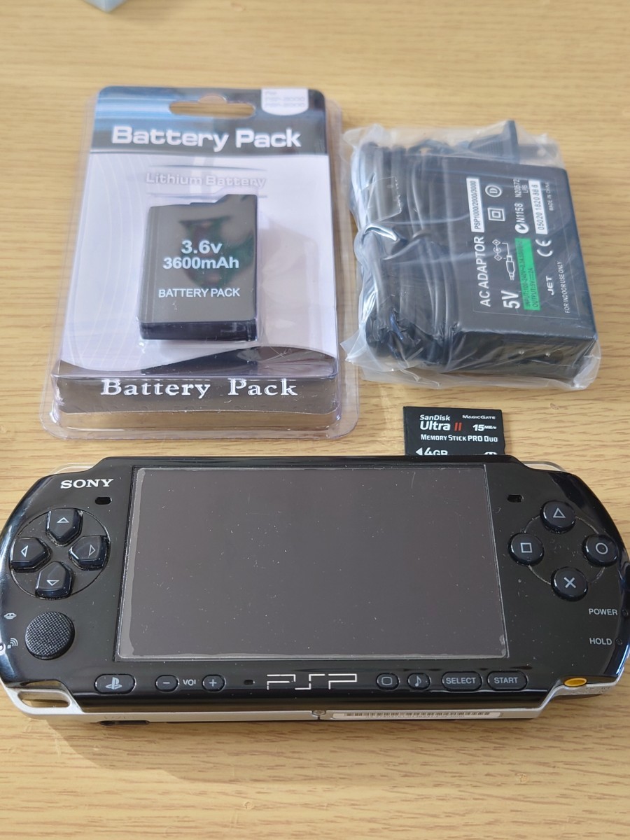 PSP 3000 本体 充電器 バッテリー メモリースティック_画像1