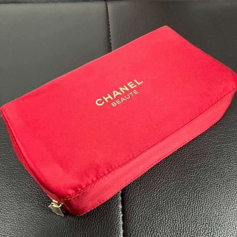 新品　CHANEL シャネル　ノベルティ　ポーチ　レッド