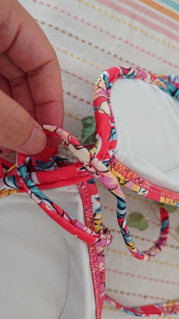 ☆赤×花柄×白レース☆重ね着ビキニ２点セット☆９M☆ワイヤー入り☆_画像8