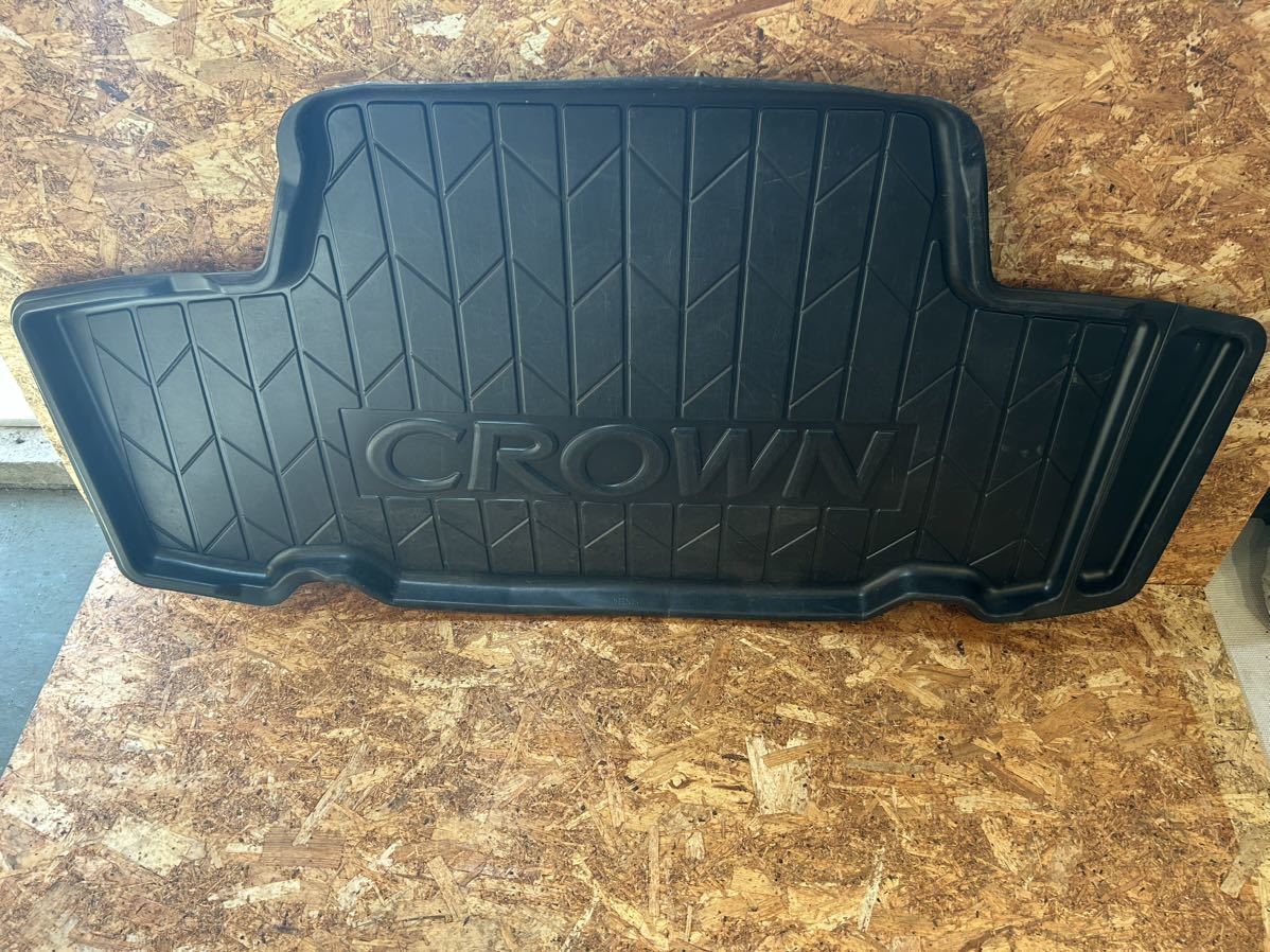 クラウン フロアマット 防水 ラゲッジマット ゴムマット CROWN トランクマット ラゲージトレイ TOYOTA トヨタ 車内用品 内装品 車内マットの画像1