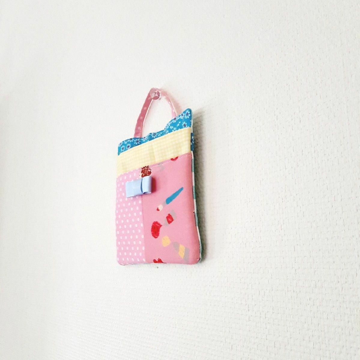 入園入学準備　女の子　ハリネズミの移動ポケット　ミニバッグ　2つセット　ピンク　水色　ハンドメイド