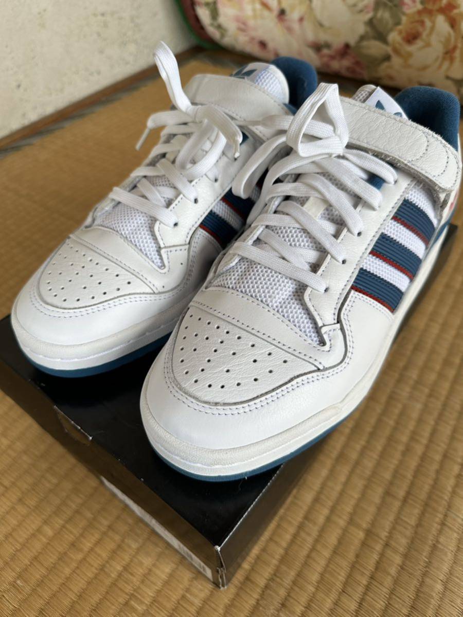 アディダス SB フォーラム 84 ロー ADV adidas skateboarding FORUM 84 LOW ADV スケートボード スケートシューズ GW3135 26.5cm US8.5_画像1