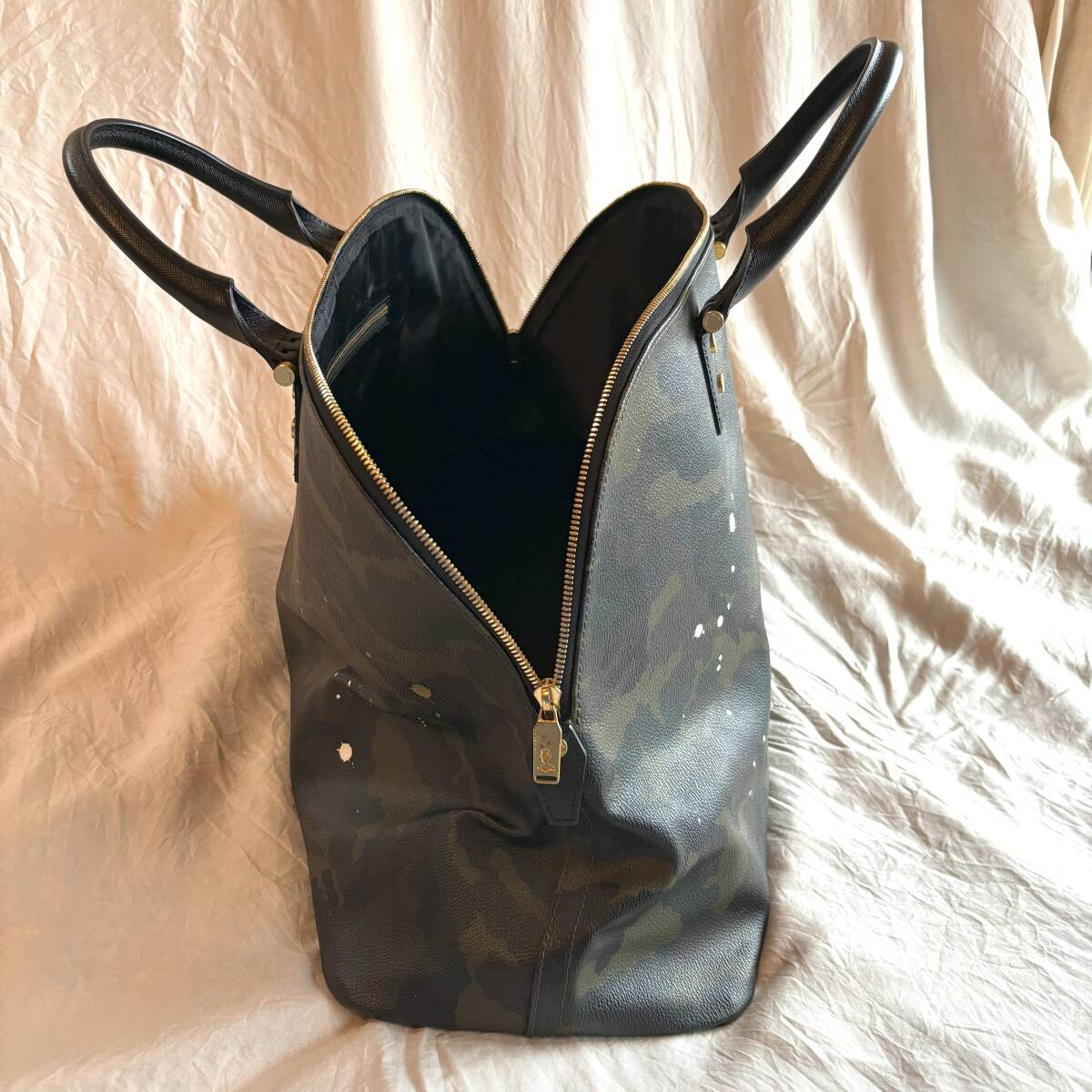 [GENTIL BANDIT| Jean ti van ti] розничная цена 47,300 иен GB1983-MM камуфляж PVC кожа ручная сумочка сумка "Boston bag" портфель 