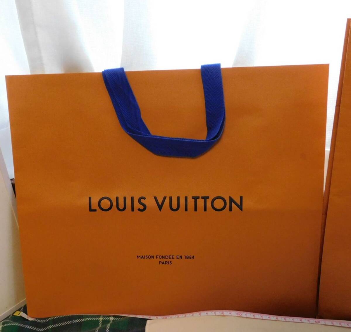 LOUIS VUITTON　保護袋ｘ１　紙袋（オレンジ　紐ブルー）　大ｘ１　小ｘ１　\980_画像3