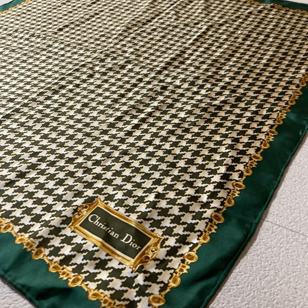 クリスチャンディオール　スカーフ　千鳥格子　チェーン　緑系　約58×57cm_画像7