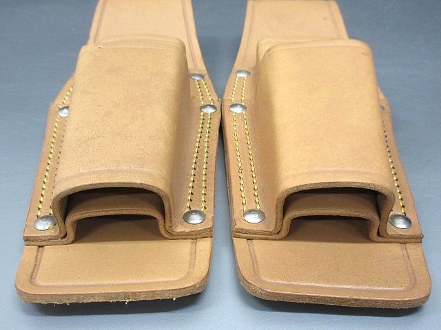 F811* leather made 2 step tool difference ./ two step difference .// total 2 point // tool holder carpenter's tool leather made / unused 