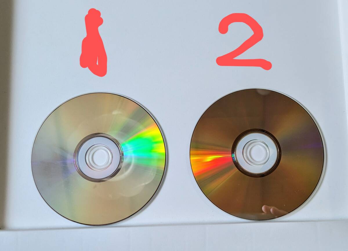 「マスク 1&2 DVDダブルパック〈初回生産限定・2枚組〉」_1白っぽく　2少し傷あります