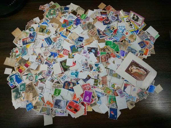 0203F60 外国切手　日本切手　イギリス　オランダ　マラヤなど　使用済み　約181ｇ　バラまとめ_画像3