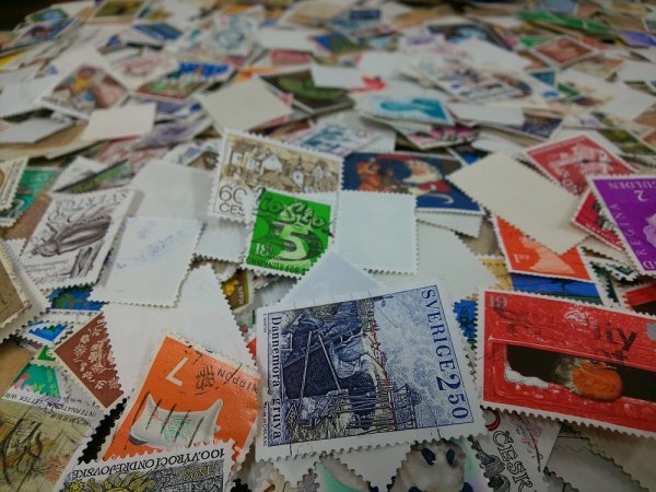 0203F60 外国切手　日本切手　イギリス　オランダ　マラヤなど　使用済み　約181ｇ　バラまとめ_画像8