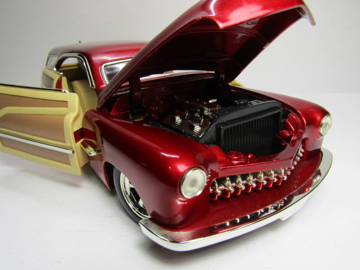 Mercury 1/18 MERC Woodie 1950 マーキュリー チョップトップ Hot Rod 50s カスタム NARU ウッディワゴン ロングボード 100%HotWHeeLs Wine_画像6