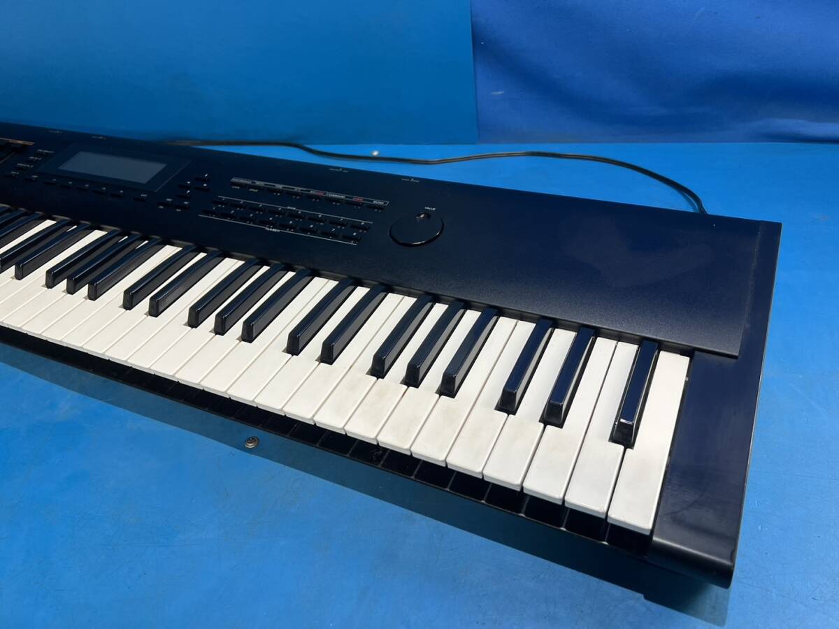 Roland D-70 электронное пианино 