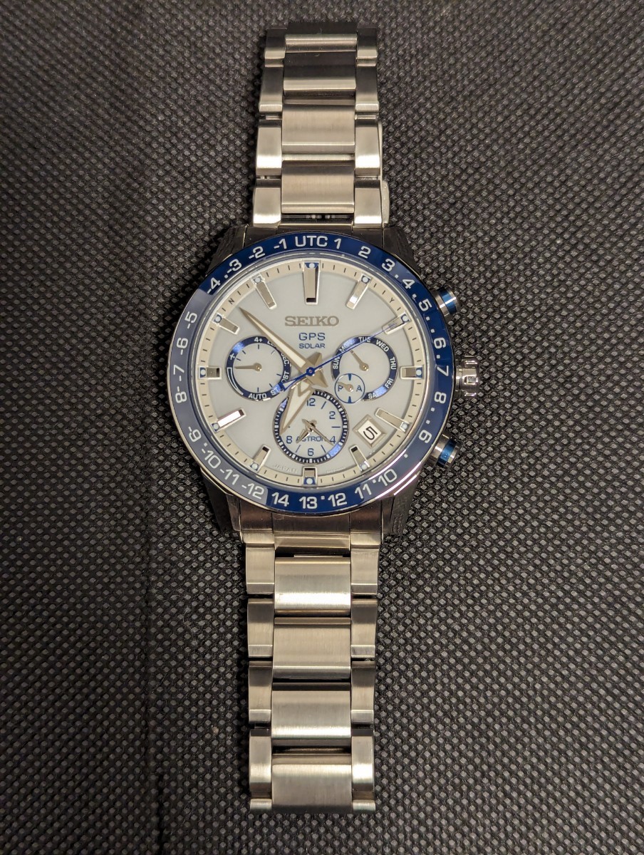 美品 アストロン SBXC013 白×青 ステンレスモデル セイコー 美品 アストロン SBXC013 白×青 ステンレスモデル セイコー