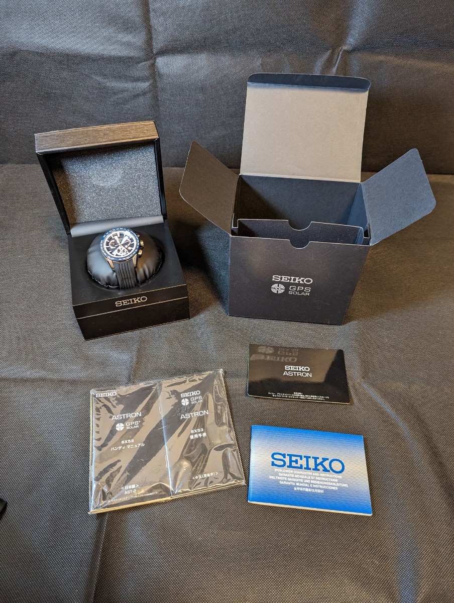 ★美品★セイコー　アストロン　SBXB053 　ラバーベルト SEIKO ASTRON 黒文字盤 GPSソーラー 腕時計_画像2