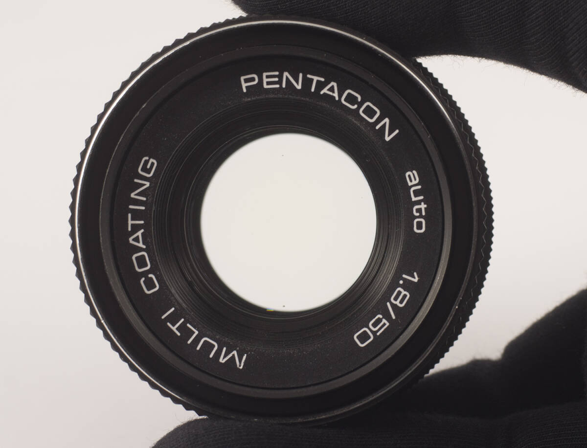 MC ZEISS PENTACON AUTO F/1.8 50mm m42 SLR ドイツ製一眼レフレンズ ★ 極上 _画像4
