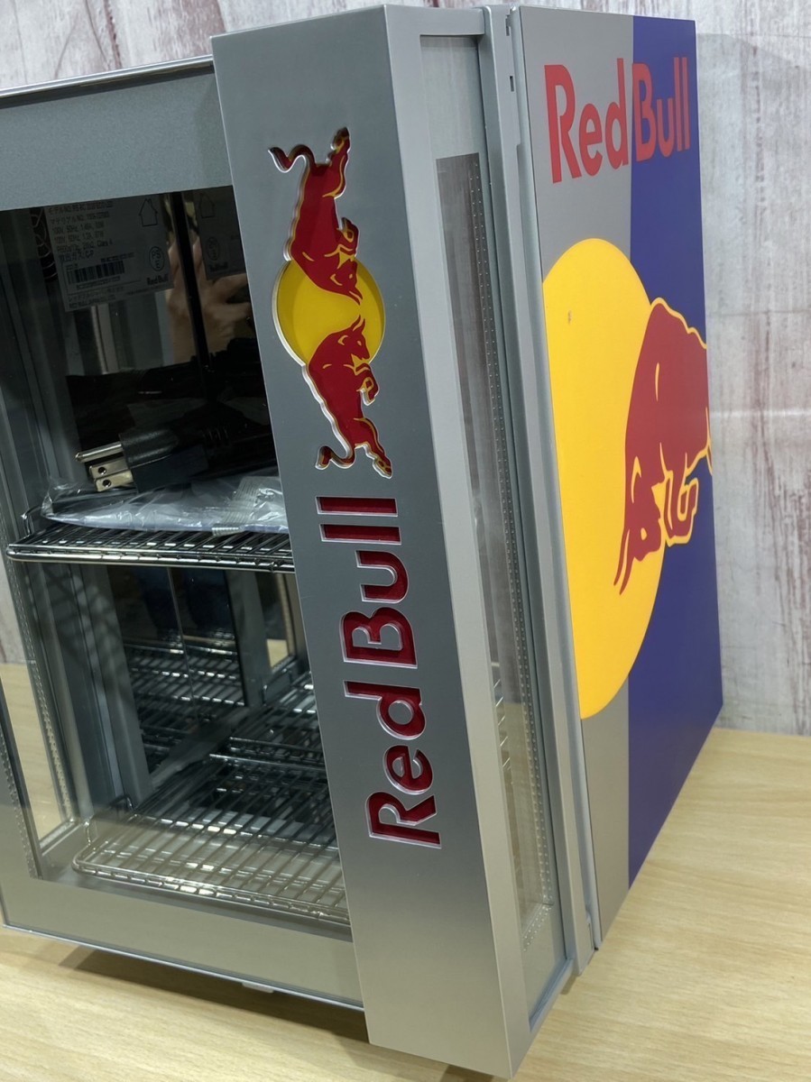 【未使用】RedBull　レッドブル　小型冷蔵庫　モデル：RB‐BC 2020 ECO LED　レッドブルジャパン株式会社　2116B_画像2