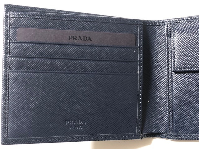 未使用 本物 プラダ 財布 メンズ PRADA 二つ折り 札入れ 折りたたみ 箱付き_画像3